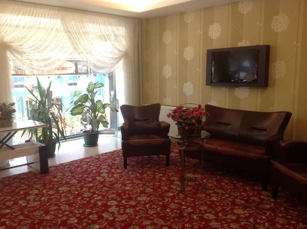 איסטמבול Yalta Hotel מראה חיצוני תמונה